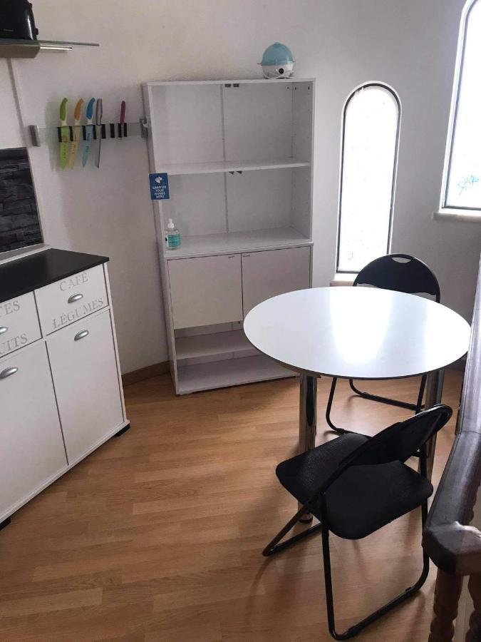 Lagos Room Booking 外观 照片